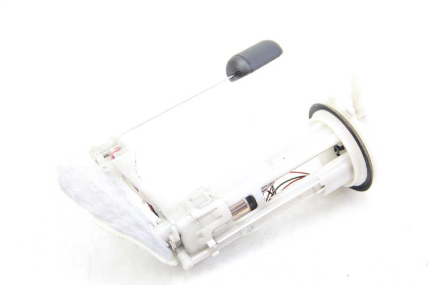 photo de POMPE A ESSENCE HONDA FORZA 125 (2015 - 2016)