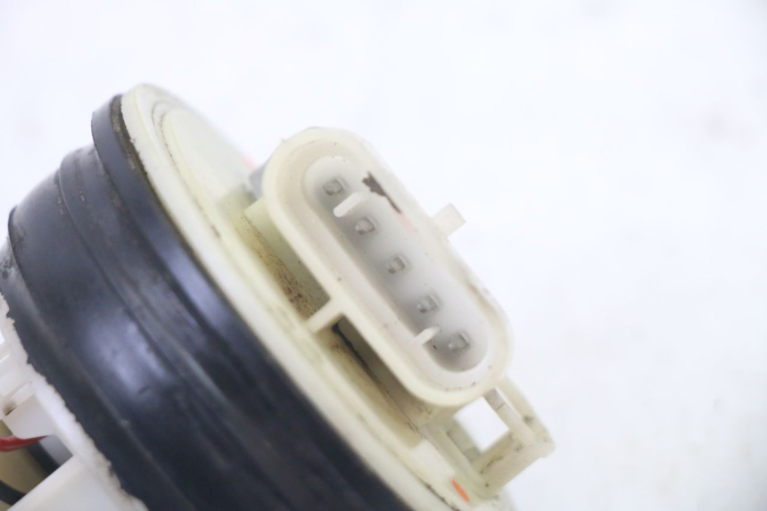 photo de POMPE A ESSENCE GILERA NEXUS 300 (2008 - 2013)