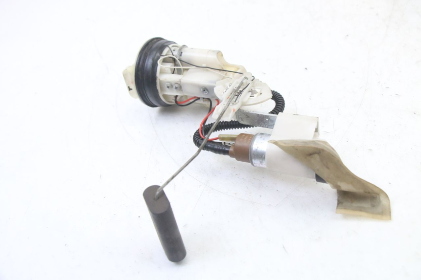 photo de POMPE A ESSENCE GILERA NEXUS 300 (2008 - 2013)
