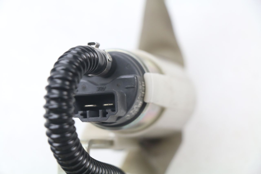 photo de POMPE A ESSENCE PIAGGIO MP3 LT 400 (2007 - 2012)