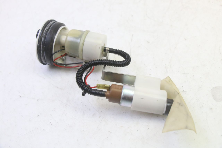 photo de POMPE A ESSENCE PIAGGIO MP3 LT 300 (2010 - 2016)