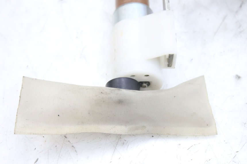 photo de POMPE A ESSENCE PIAGGIO MP3 RL 250 (2007 - 2010)