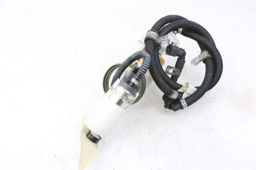 photo de POMPE A ESSENCE PIAGGIO MP3 500 (2014 - 2016)