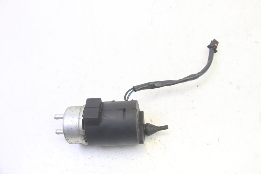 photo de POMPE A ESSENCE PIAGGIO MP3 125 (2006 - 2014)