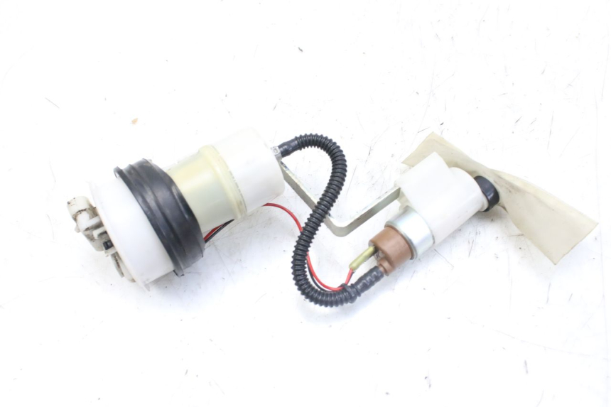 photo de POMPE A ESSENCE PIAGGIO MP3 RL 250 (2007 - 2010)