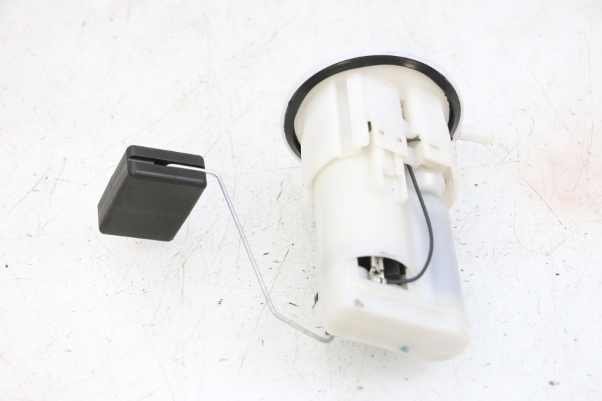 photo de POMPE A ESSENCE YAMAHA MT-07 MT07 ABS 700 (2018 - 2020) - Zoom état d’usage