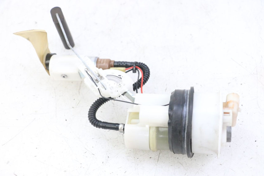 photo de POMPE A ESSENCE GILERA NEXUS 125 (2009 - 2013)