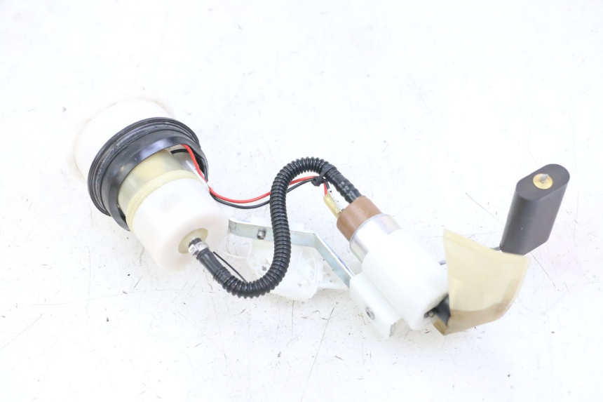 photo de POMPE A ESSENCE GILERA NEXUS 125 (2009 - 2013)