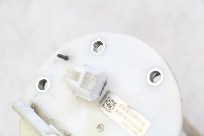 photo de POMPE A ESSENCE SYM ORBIT III 3 4T 50 (2021 - 2025)