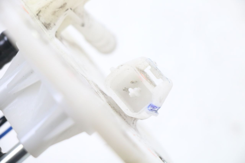 photo de POMPE A ESSENCE SYM ORBIT III 3 4T 50 (2021 - 2025)