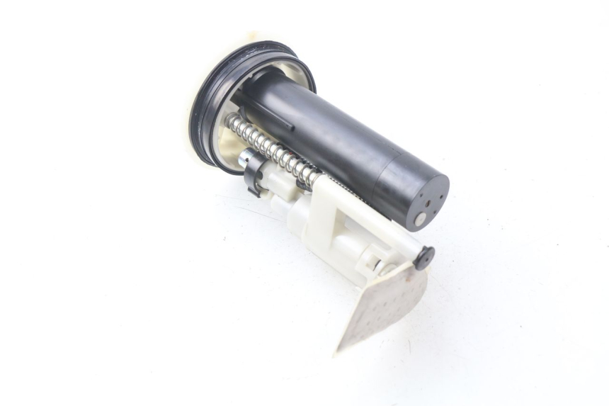 photo de POMPE A ESSENCE MBK OVETTO 4T 50 (2008 - 2016)