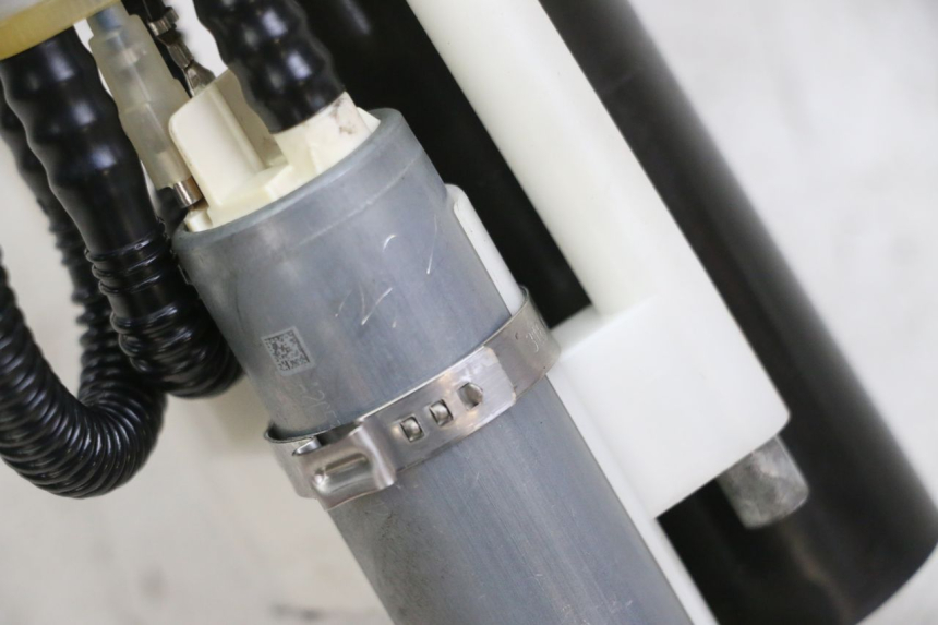 photo de POMPE A ESSENCE PEUGEOT SATELIS 125 (2013 - 2018)