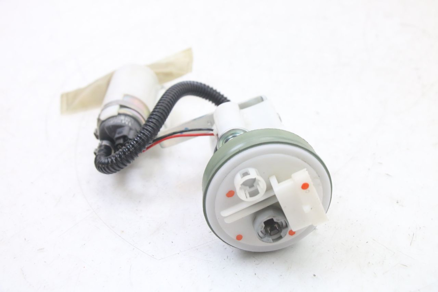 photo de POMPE A ESSENCE PIAGGIO MP3 500 (2014 - 2016)
