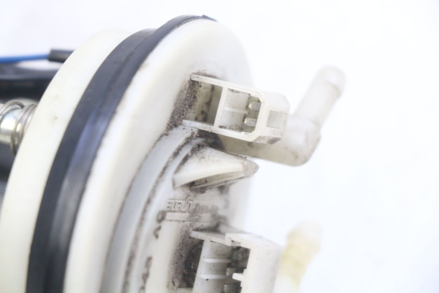 photo de POMPE A ESSENCE PEUGEOT SATELIS 125 (2010 - 2012)