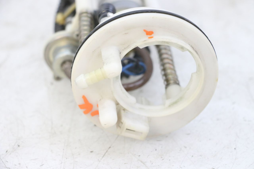 photo de POMPE A ESSENCE PEUGEOT SATELIS 125 (2013 - 2018)