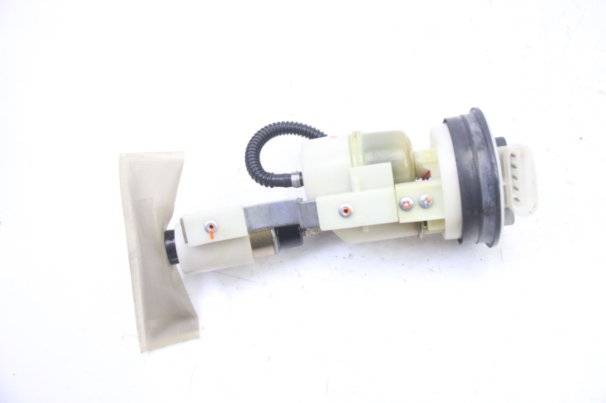 photo de POMPE A ESSENCE PEUGEOT SATELIS 250 (2006 - 2012)