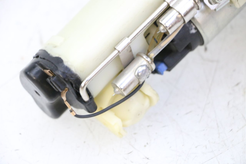 photo de POMPE A ESSENCE SUZUKI SV S 650 (2003 - 2009)