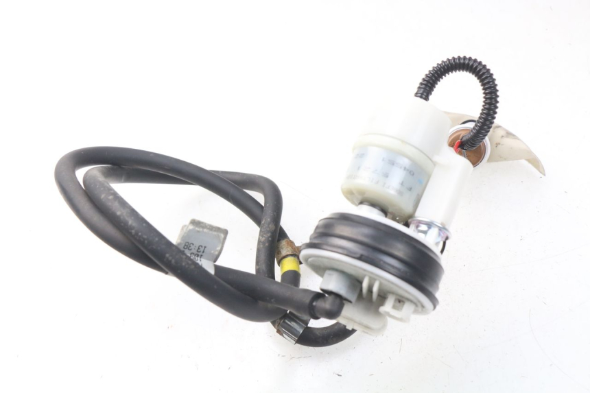 photo de POMPE A ESSENCE PIAGGIO VESPA LX IE 125 (2010 - 2012)