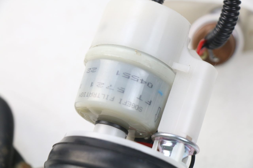 photo de POMPE A ESSENCE PIAGGIO VESPA LX IE 125 (2010 - 2012)