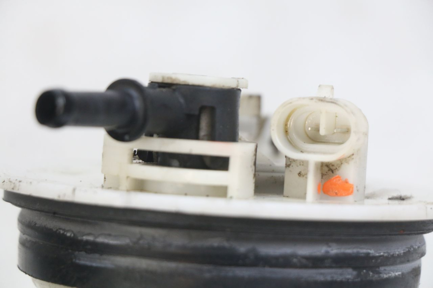 photo de POMPE A ESSENCE YAMAHA X-MAX XMAX 250 (2006 - 2009)