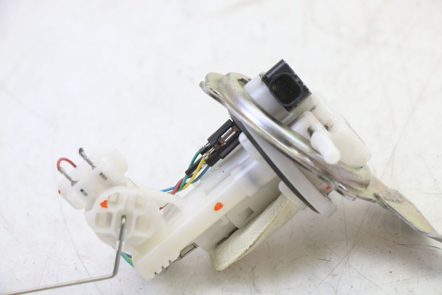 photo de POMPE A ESSENCE YAMAHA XMAX X-MAX 125 (2021 - 2025)