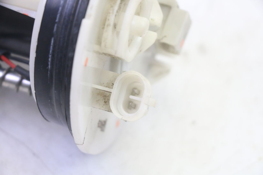 photo de POMPE A ESSENCE YAMAHA X-MAX XMAX 125 (2010 - 2014)