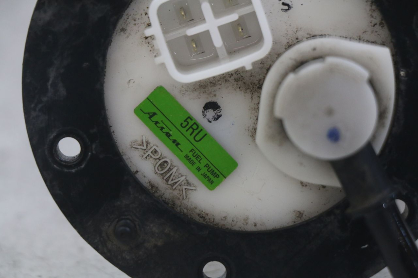 photo de POMPE A ESSENCE YAMAHA YP MAJESTY 400 (2004 - 2008)