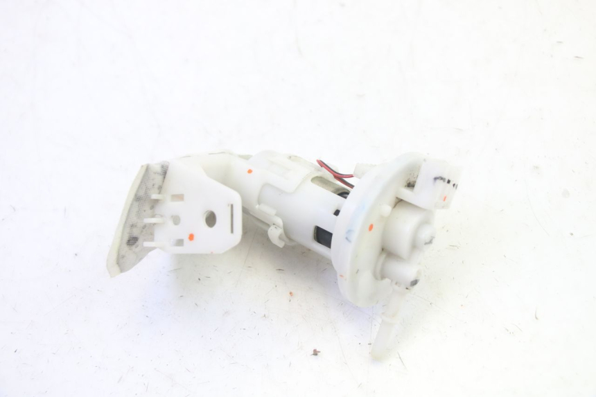 photo de POMPE A ESSENCE PIAGGIO ZIP 4T 50 (2018 - 2020) - Autre angle de vue