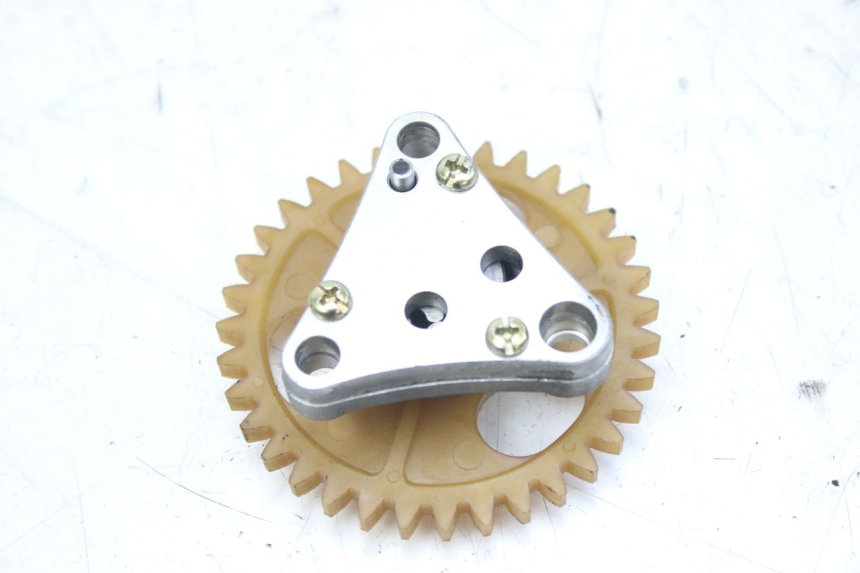 photo de POMPE A HUILE KYMCO AGILITY 4T 50 (2018 - 2022)