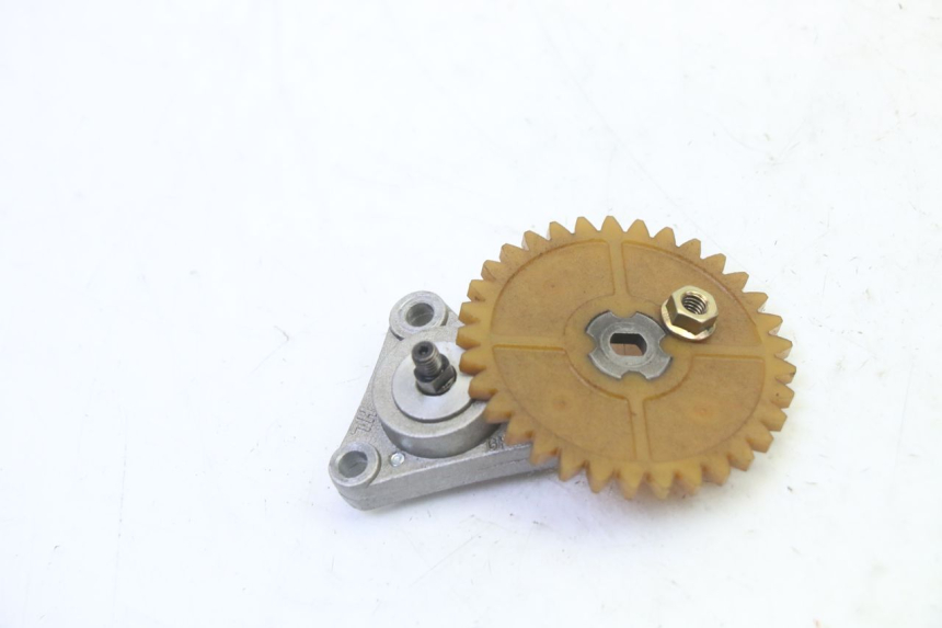 photo de POMPE A HUILE KYMCO AGILITY 4T 50 (2005 - 2018)