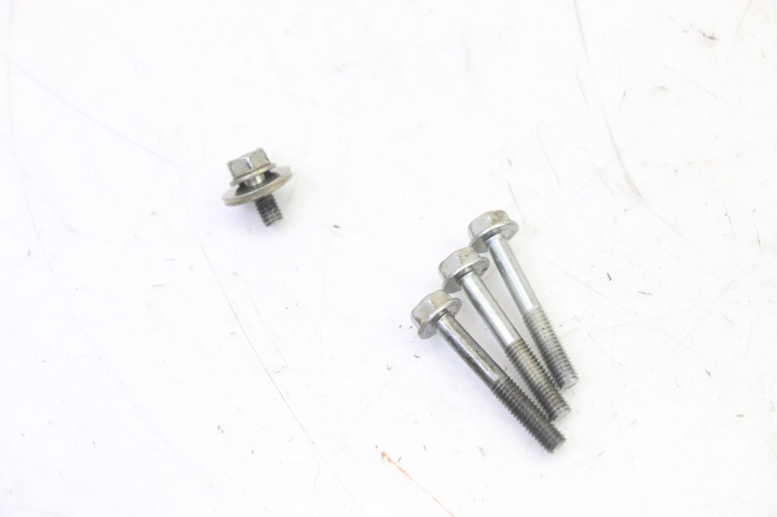 photo de POMPE A HUILE HONDA CBR RR FIREBLADE 900 (1992 - 1994)