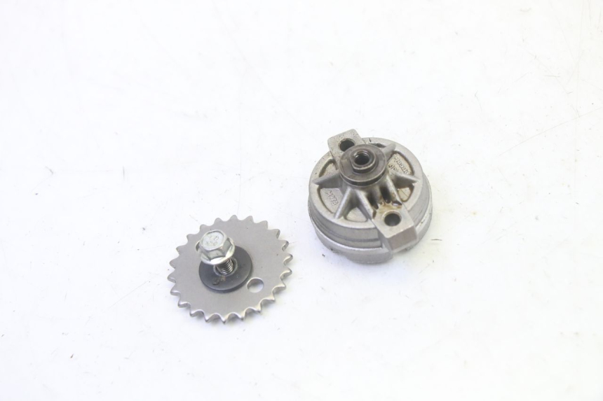 photo de POMPE A HUILE PIAGGIO MP3 LT 300 (2010 - 2016)