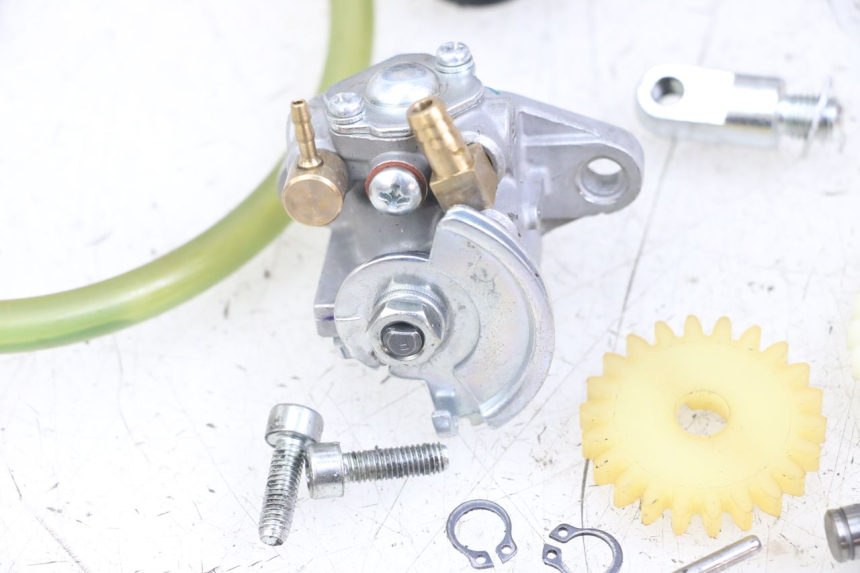 photo de POMPE A HUILE FANTIC XM PERFORMANCE 2T 50 (2021 - 2022)