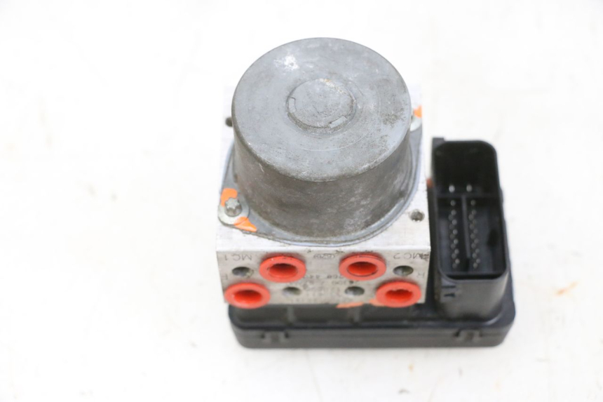 photo de POMPE ABS  SUZUKI BURGMAN 650 (2013 - 2020)