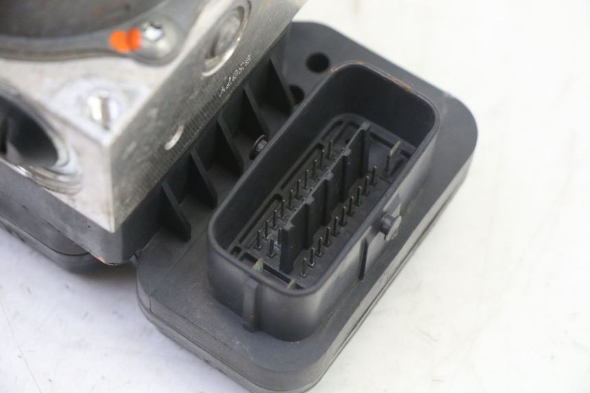 photo de POMPE ABS YAMAHA FJR ABS 1300 (2016 - 2020)