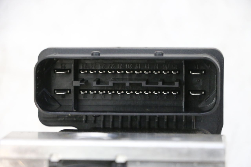 photo de POMPE ABS  PIAGGIO MP3 HPE 300 (2019 - 2026) - Détail de la pièce