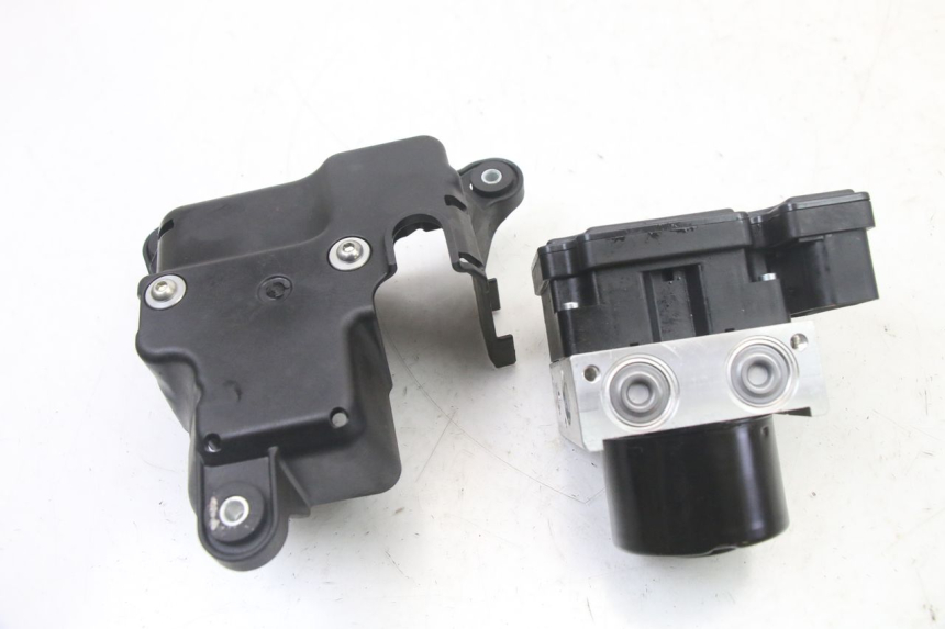 photo de POMPE ABS  PIAGGIO MP3 500 (2014 - 2016)