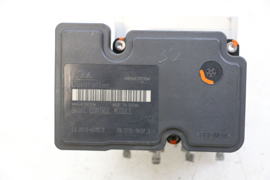 photo de POMPE ABS  PIAGGIO MP3 500 (2014 - 2016)