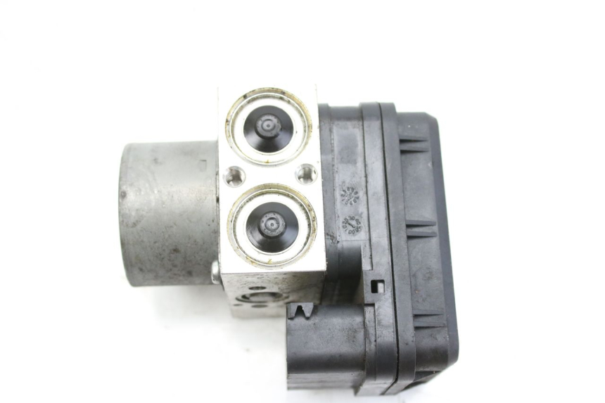 photo de POMPE ABS YAMAHA MT-07 MT07 700 (2018 - 2020)