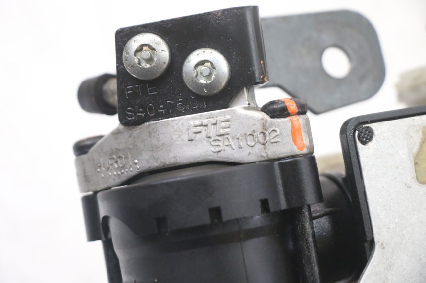 photo de POMPE ABS  PEUGEOT SATELIS COMPRESSOR K15 125 (2006 - 2009)