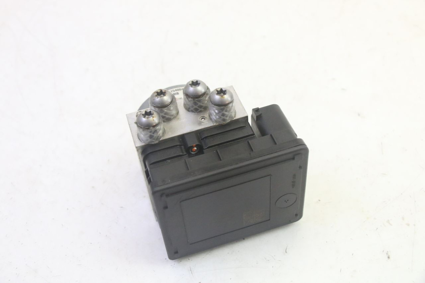 photo de POMPE ABS  BMW R GS 1250 (2021 - 2024) - Autre angle de vue