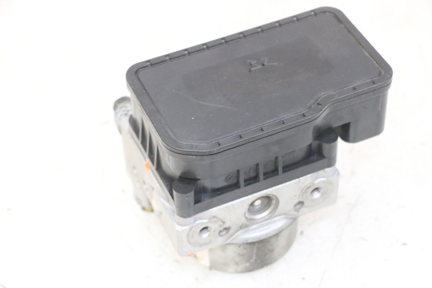 photo de POMPE ABS  PEUGEOT SATELIS 125 (2013 - 2018)