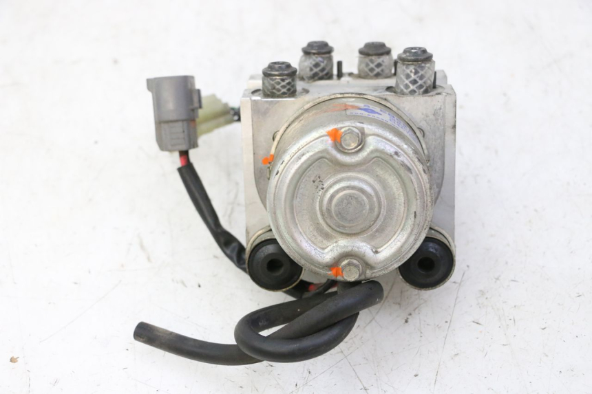 photo de POMPE ABS YAMAHA TDM ABS 900 (2002 - 2014)