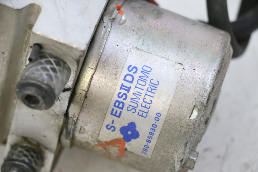 photo de POMPE ABS YAMAHA TDM ABS 900 (2002 - 2014)