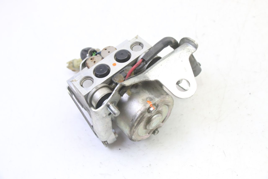 photo de POMPE ABS YAMAHA TDM ABS 900 (2002 - 2014)