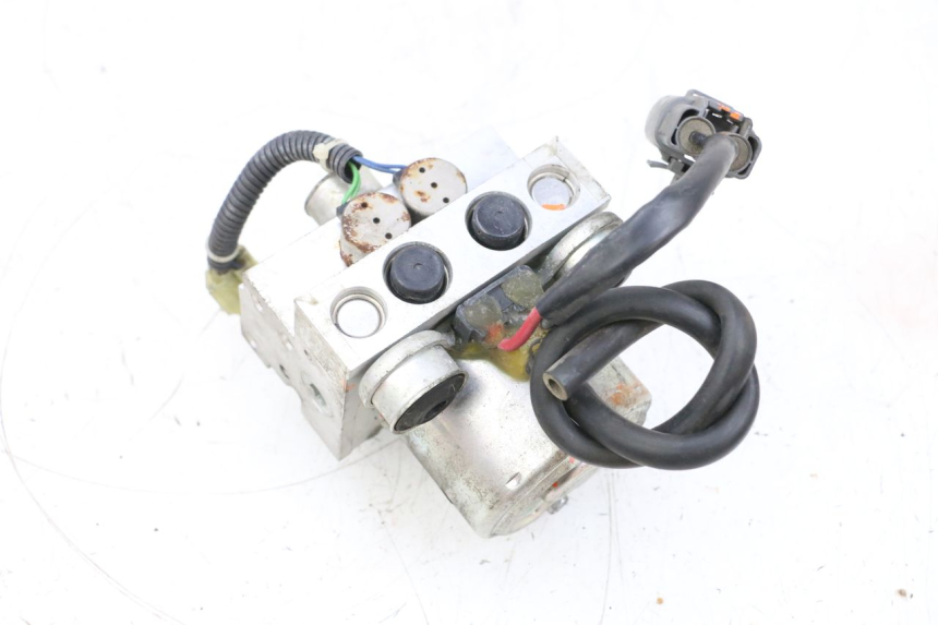 photo de POMPE ABS  YAMAHA TDM ABS 900 (2002 - 2014) - Vue produit