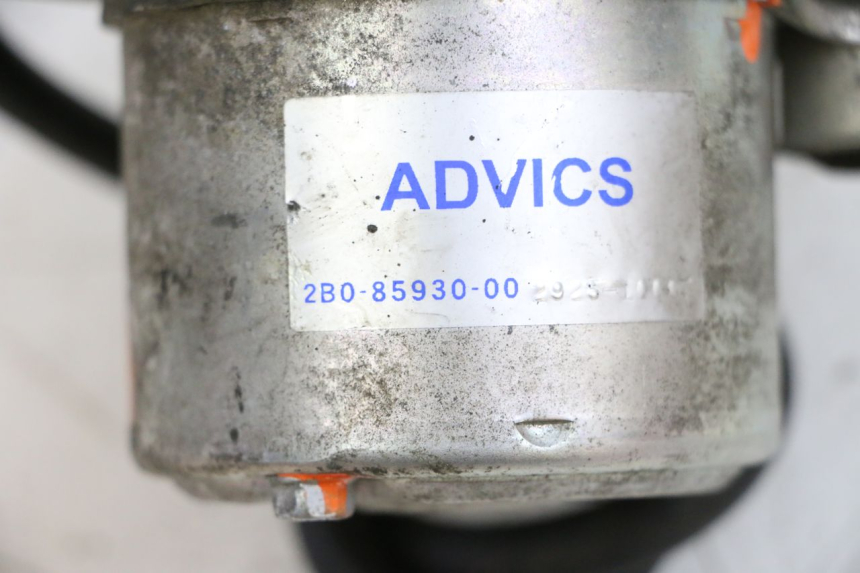 photo de POMPE ABS  YAMAHA TDM ABS 900 (2002 - 2014) - Autre angle de vue