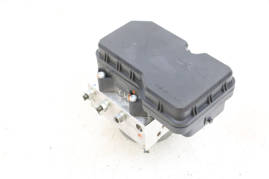 photo de POMPE ABS  YAMAHA TRICITY 300 (2020 - 2024) - Vue produit