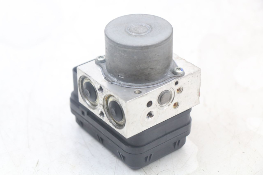 photo de POMPE ABS YAMAHA XMAX X-MAX ABS 125 (2017 - 2020)