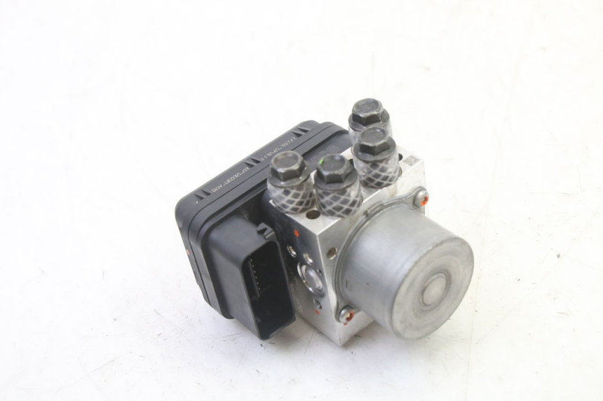 photo de POMPE ABS  YAMAHA XMAX X-MAX 125 (2021 - 2025)